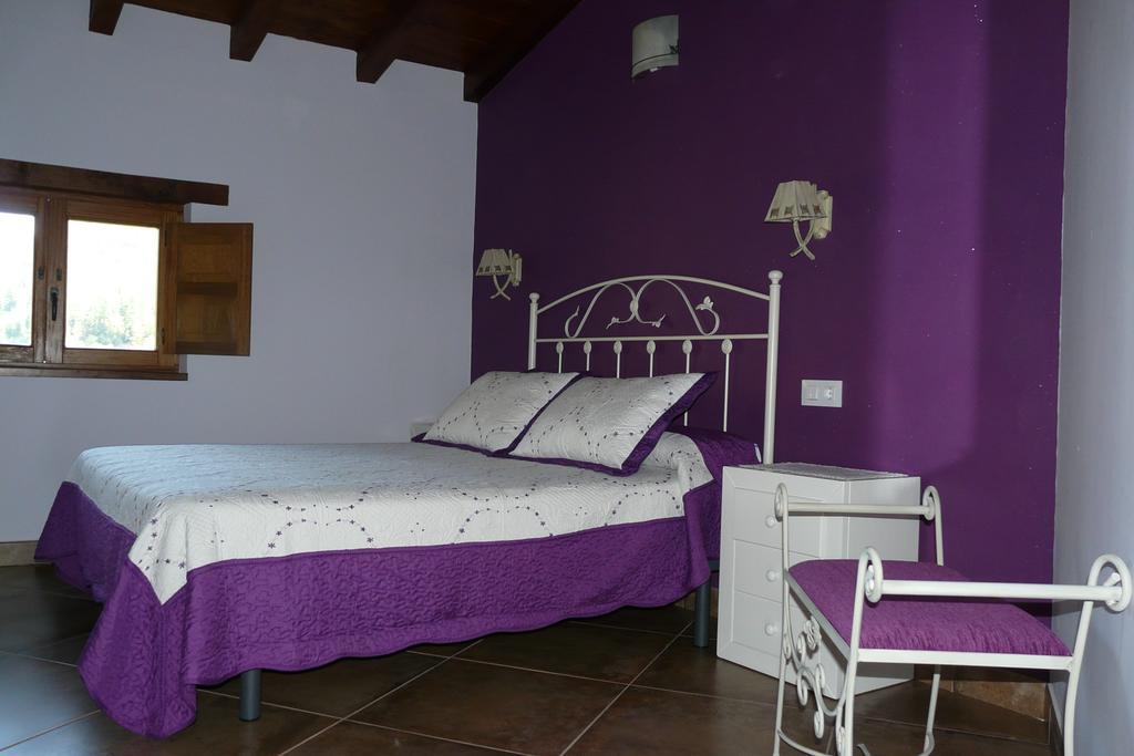 Apartamentos La Condesa Valmeo الغرفة الصورة