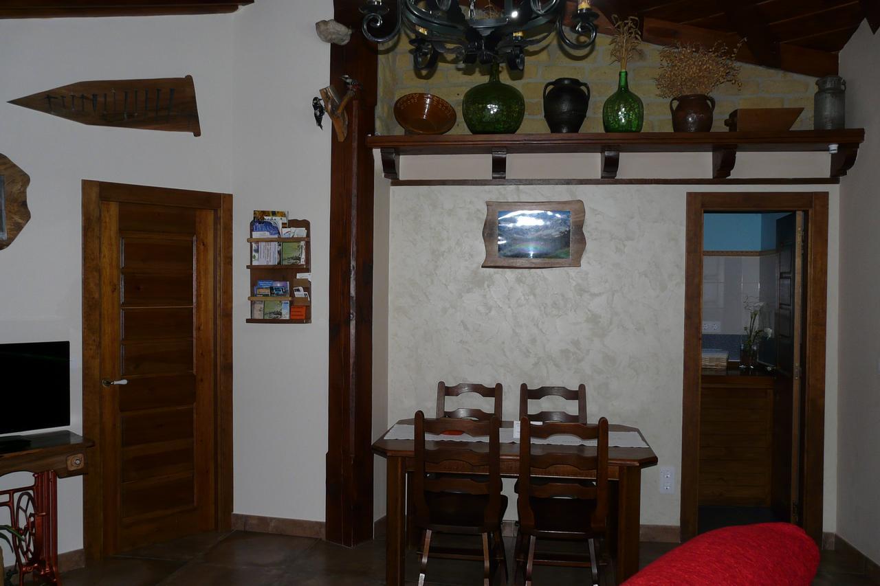 Apartamentos La Condesa Valmeo المظهر الخارجي الصورة