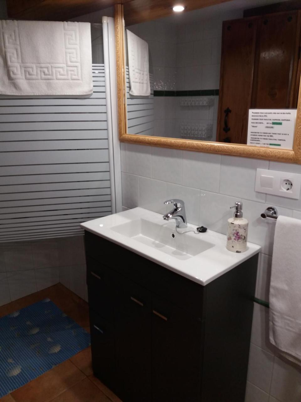 Apartamentos La Condesa Valmeo المظهر الخارجي الصورة