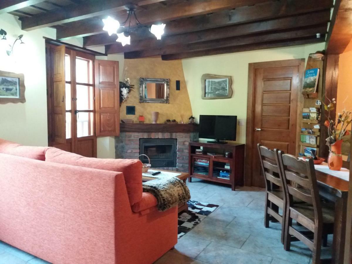 Apartamentos La Condesa Valmeo المظهر الخارجي الصورة