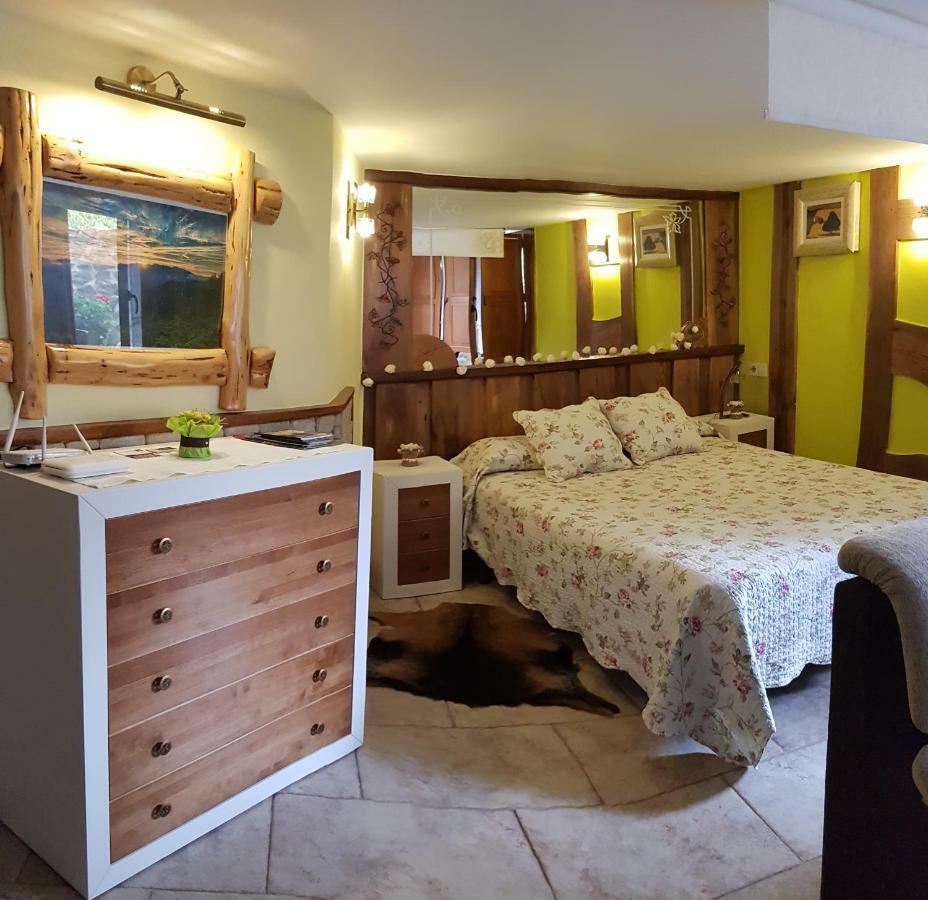 Apartamentos La Condesa Valmeo المظهر الخارجي الصورة